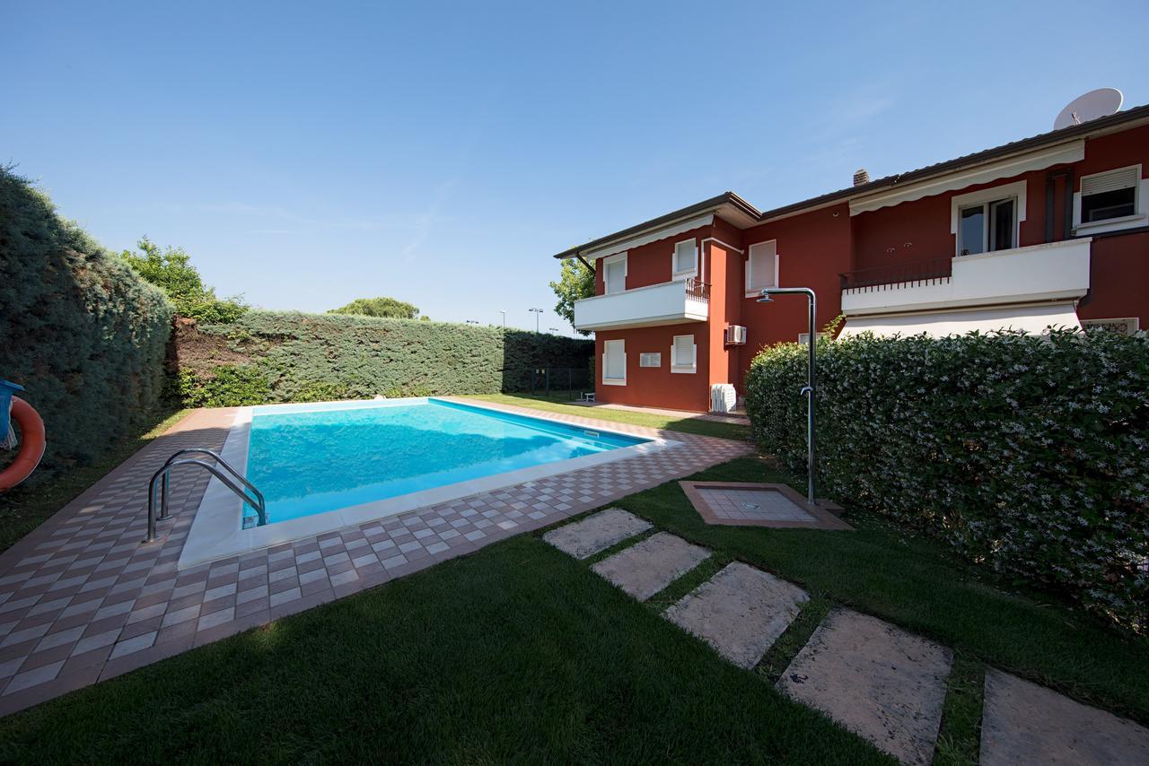 Appartamento Valeria By Wonderful Italy Sirmione Exterior photo